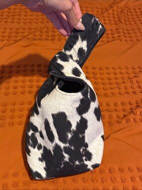 YAITO Black and White Cowhide Bag cow print bag